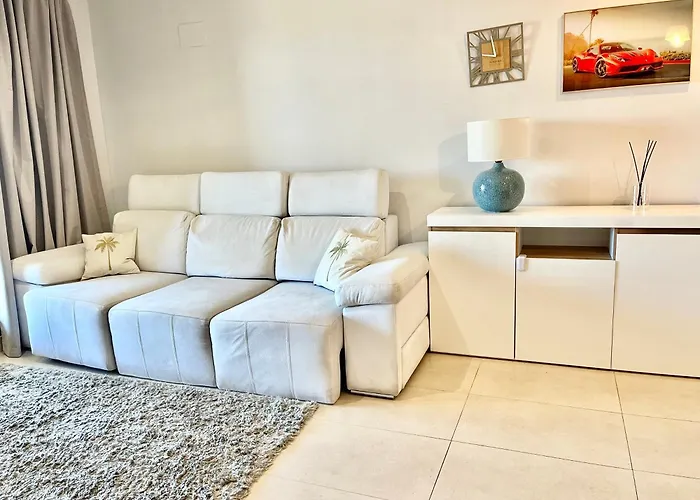 Valencia Beachfront Home 23